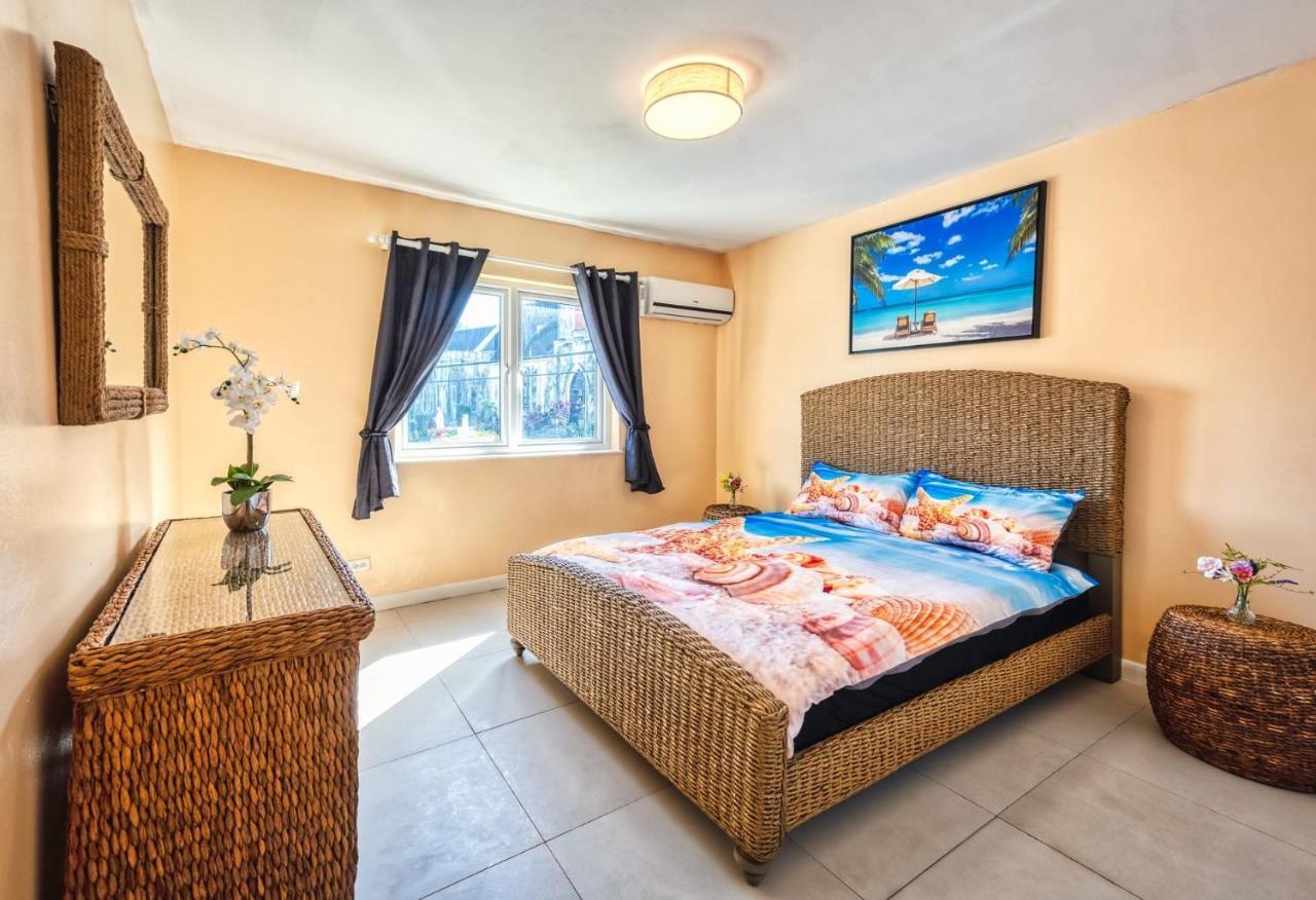 Lovely Apartment Near Beach, Downtown, 24H Security, Pool Nasáu Exterior foto